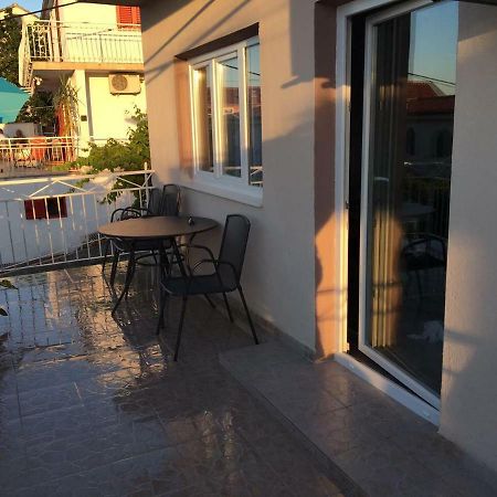 Apartman Ana Trogir Bagian luar foto