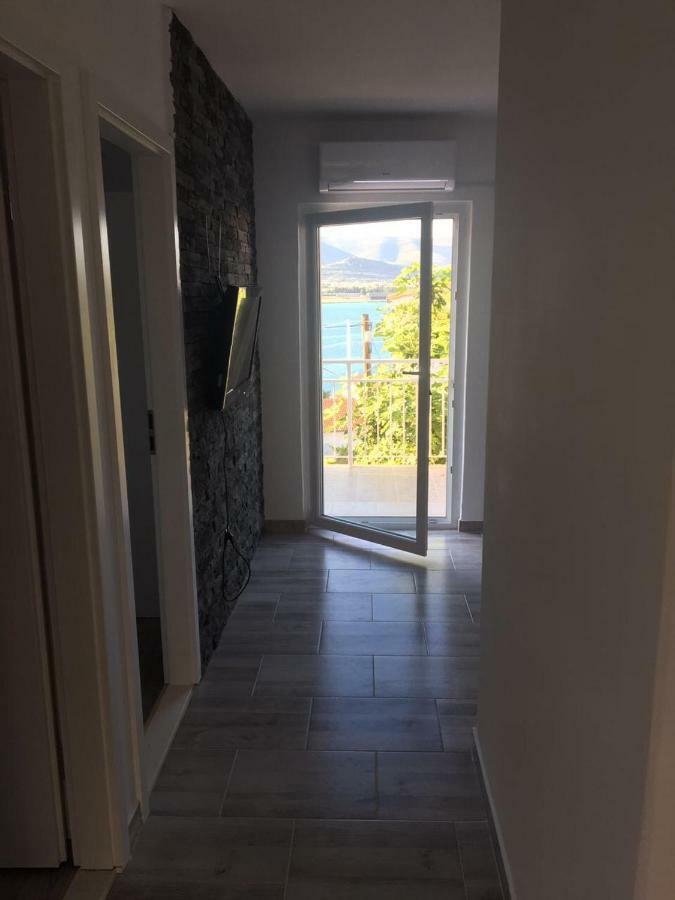 Apartman Ana Trogir Bagian luar foto