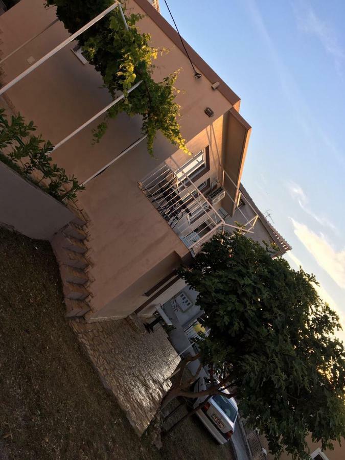 Apartman Ana Trogir Bagian luar foto